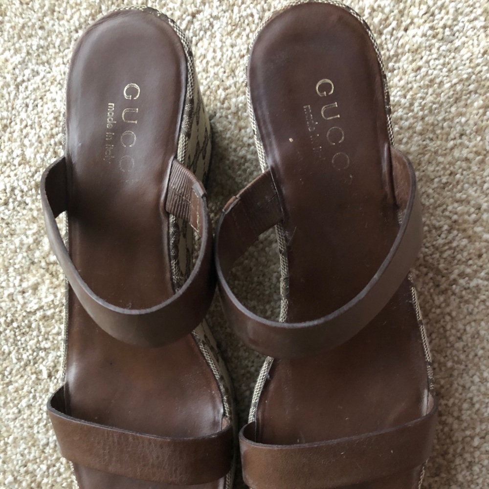 Gucci sandals 👡 size 6.5